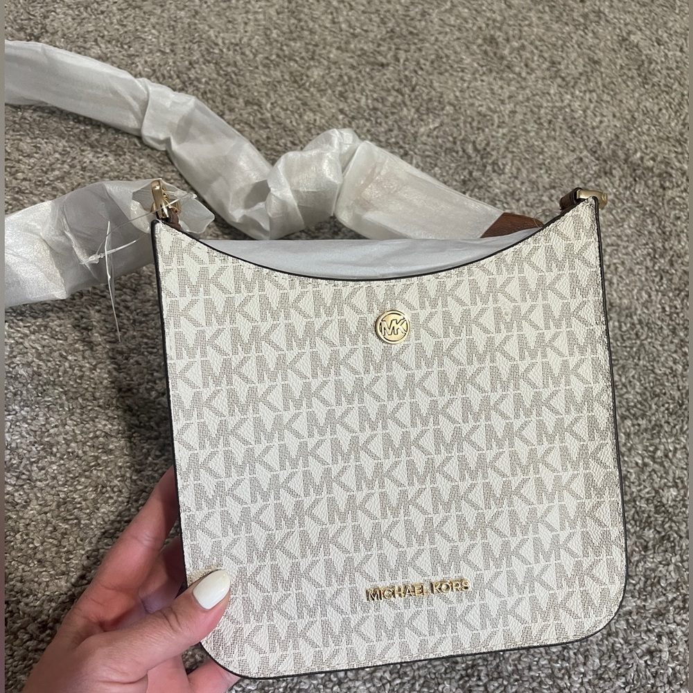 Brand new tags still on, Michael Kors Messenger, small Crossbody